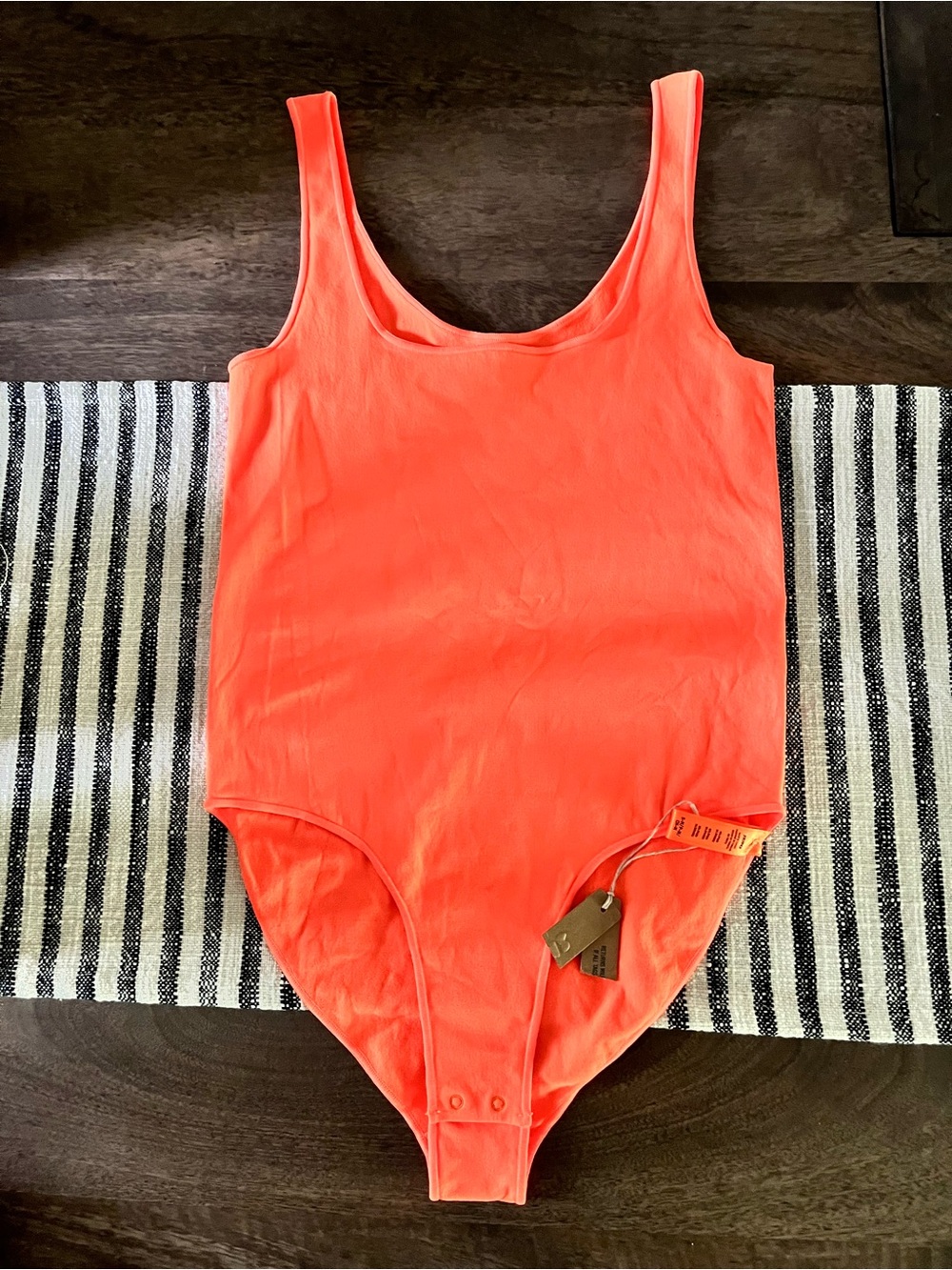 NEW Skims Orange sleeveless bodysuit sm-med